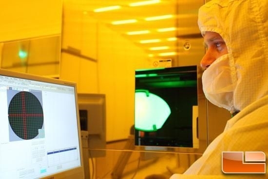 揭秘Intel CPU制造工廠 生物安全級別的防污染技術(shù)與網(wǎng)絡(luò)防護(hù)體系